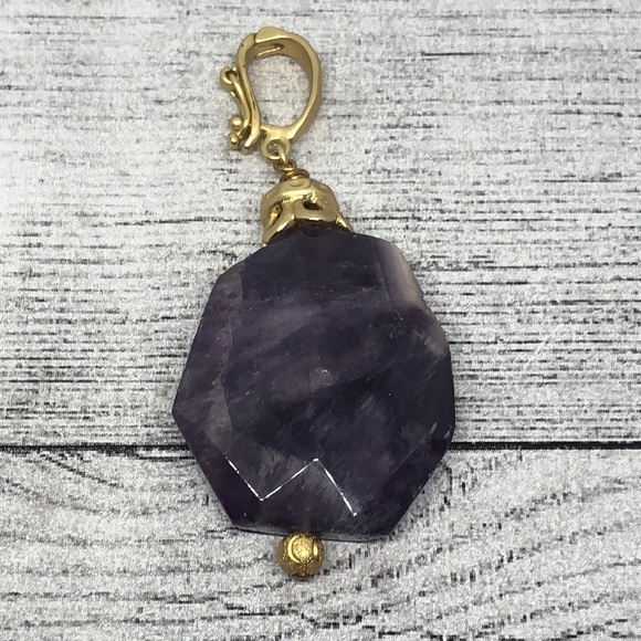 Chunky carved polished amethyst stone gemstone big statement pendant clip on/off - Picture 1 of 4